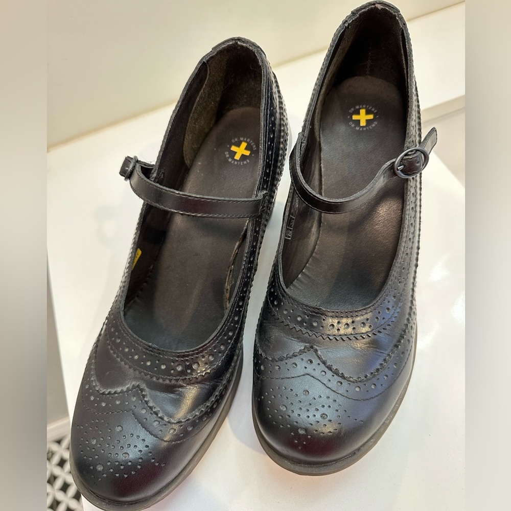 Women’s Black Dr. Martens Mary Jane Heels Sz. 11